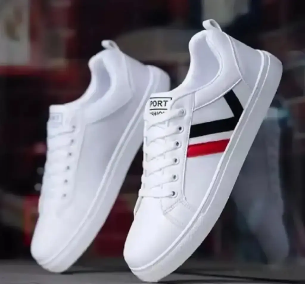 relaxed trendy men sports shoes